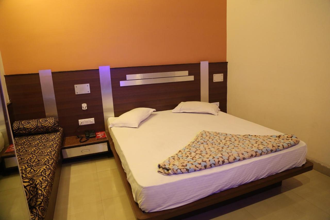 Mewar Hotel Jaipur Exterior photo
